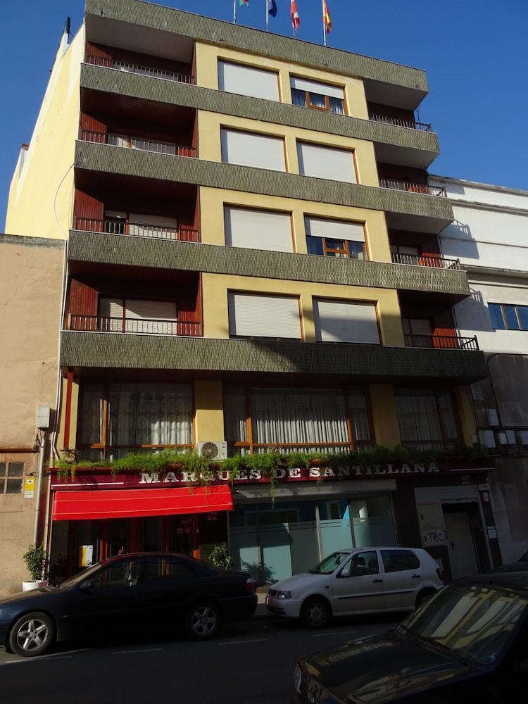 Hotel Marques De Santillana ตอร์เรลาเบกา ภายนอก รูปภาพ